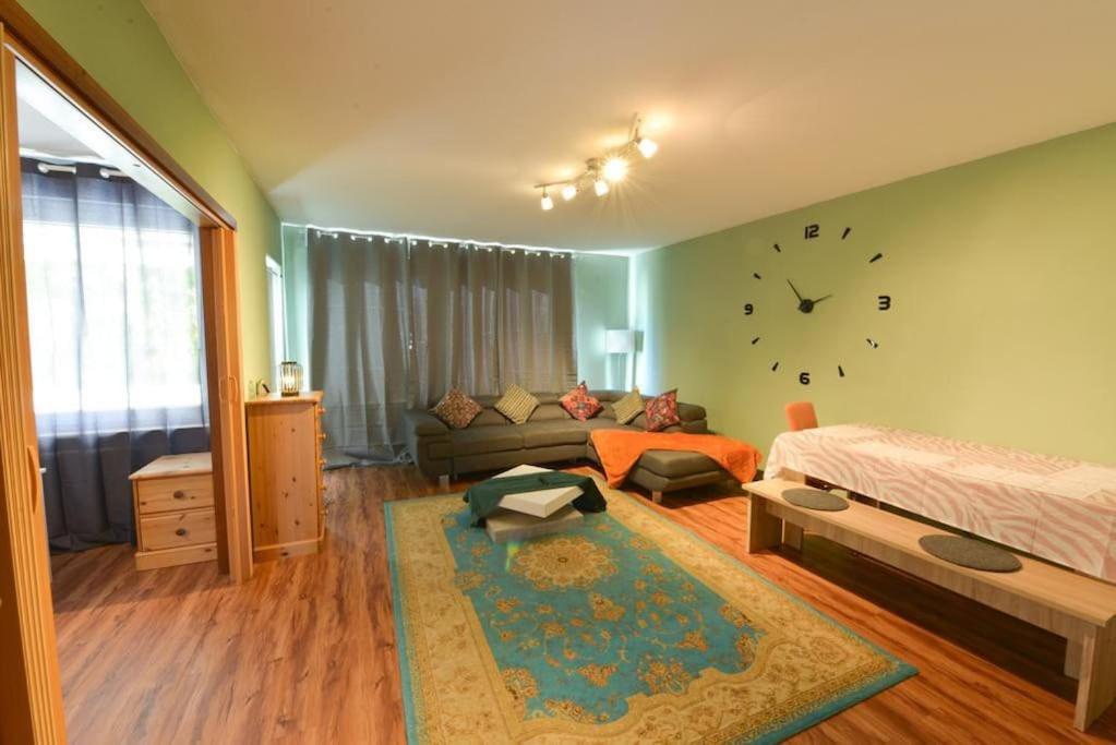 Comfortable 3 Room Apartment, Ideal For Messe Fair Hannover Exterior foto