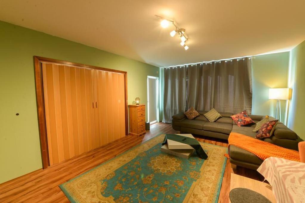 Comfortable 3 Room Apartment, Ideal For Messe Fair Hannover Exterior foto