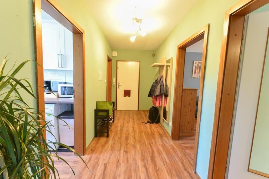 Comfortable 3 Room Apartment, Ideal For Messe Fair Hannover Exterior foto